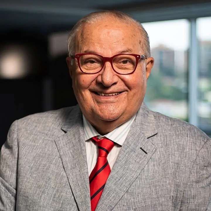 Silvio-Venosa-perfil